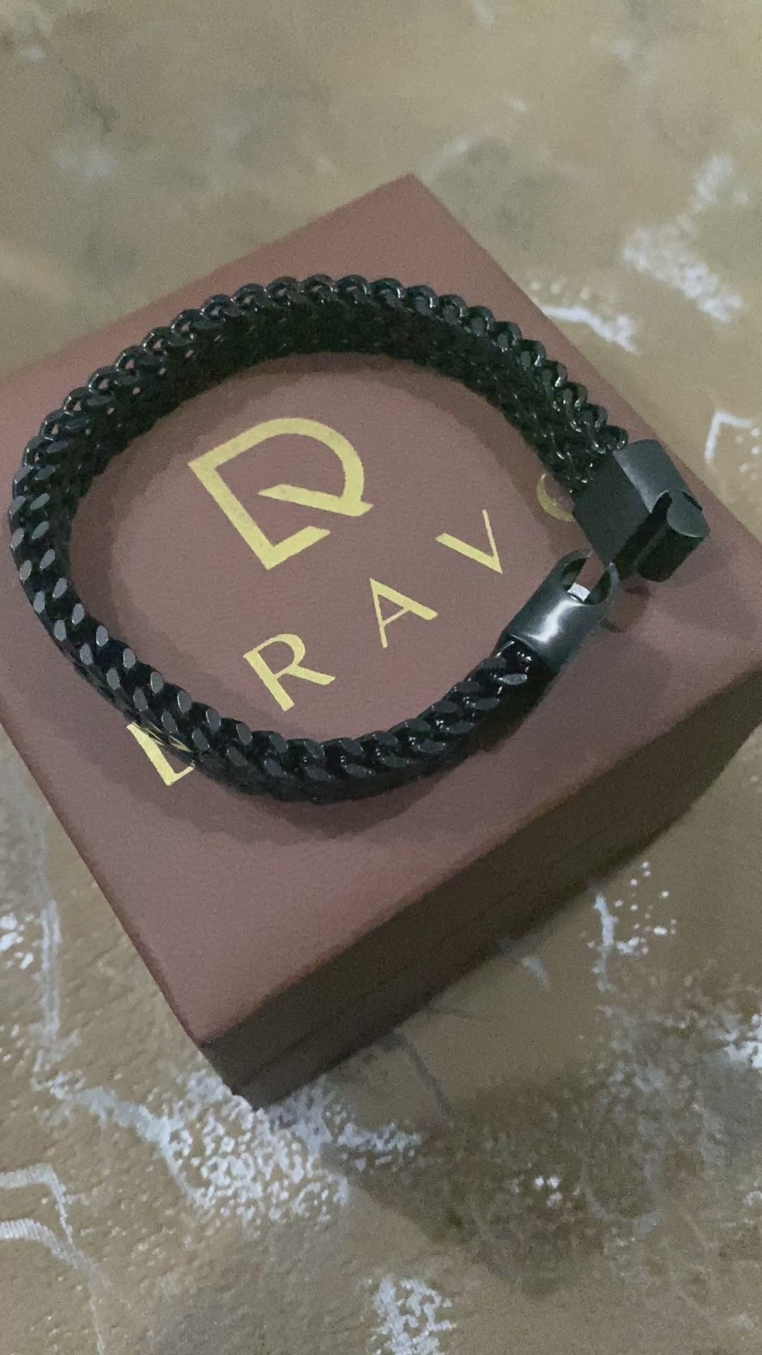 Premium Braided Wheat Bracelet – Black